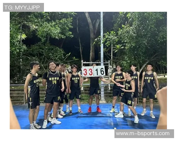 武汉篮球队精英赛团队协作表现分析与评价探讨