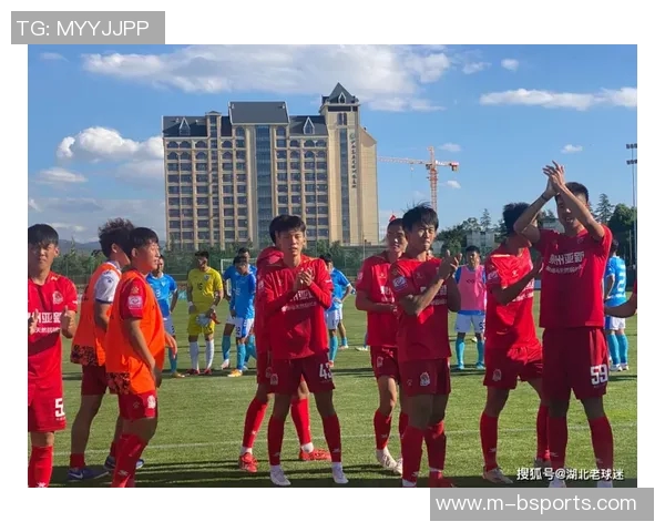 杭州篮球队以53分领跑联赛积分榜展现强劲实力和夺冠希望